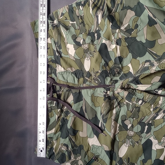 Vintage Patagonia Shorts Size 32 Green AOP Pattern Canoe Paddler Wavefarer Board - Picture 2 of 8